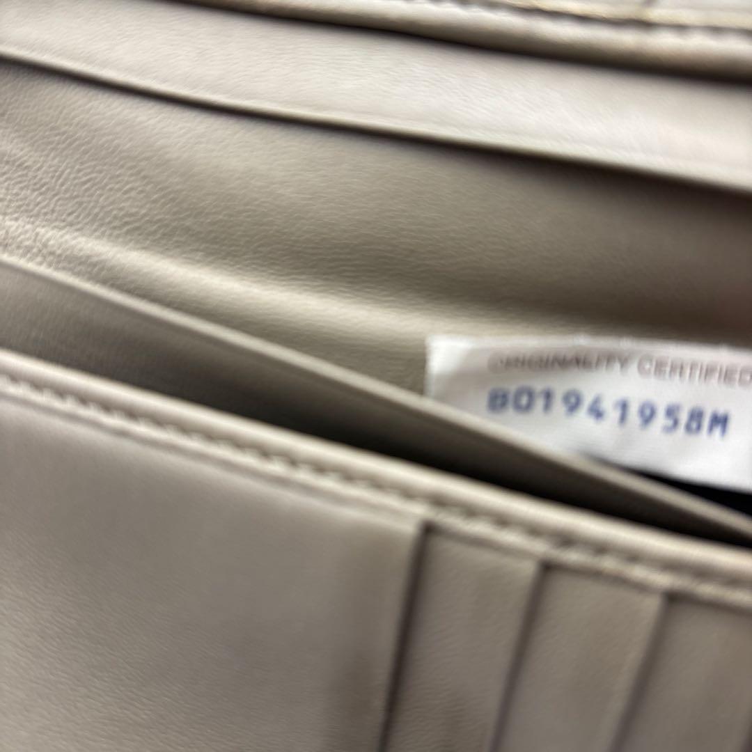 ◆正規品◆ボッティガヴェネタイントレチャート 二つ折りサイフ