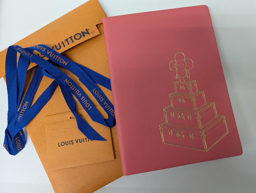 【新品未使用】LOUIS VUITTONヴィヴィエンヌレザーノートR98587