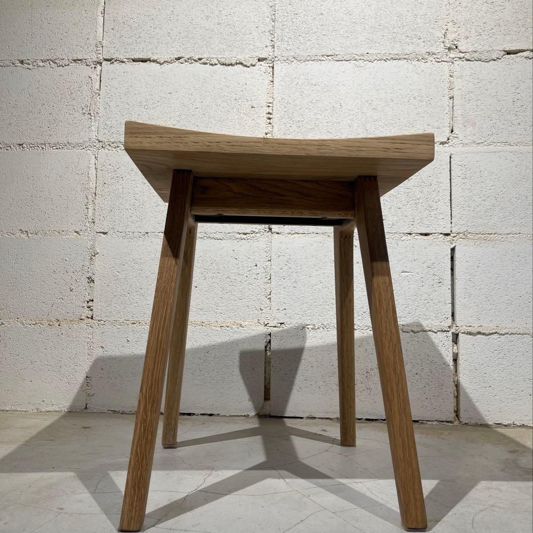 リフレッシュタイプチェア　ロータイプ　オーク無垢材　ウチダ