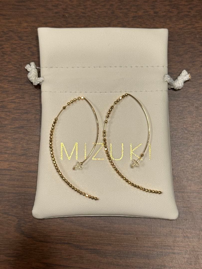 【未使用】MIZUKI バナナフープピアス　ラージ　YG