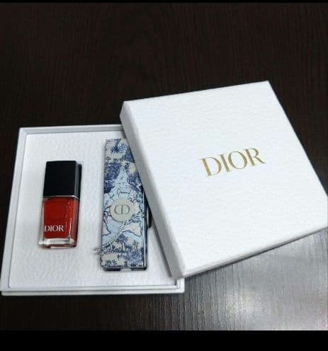 Dior ネイルカラー レッド ギフトボックス　１０セット