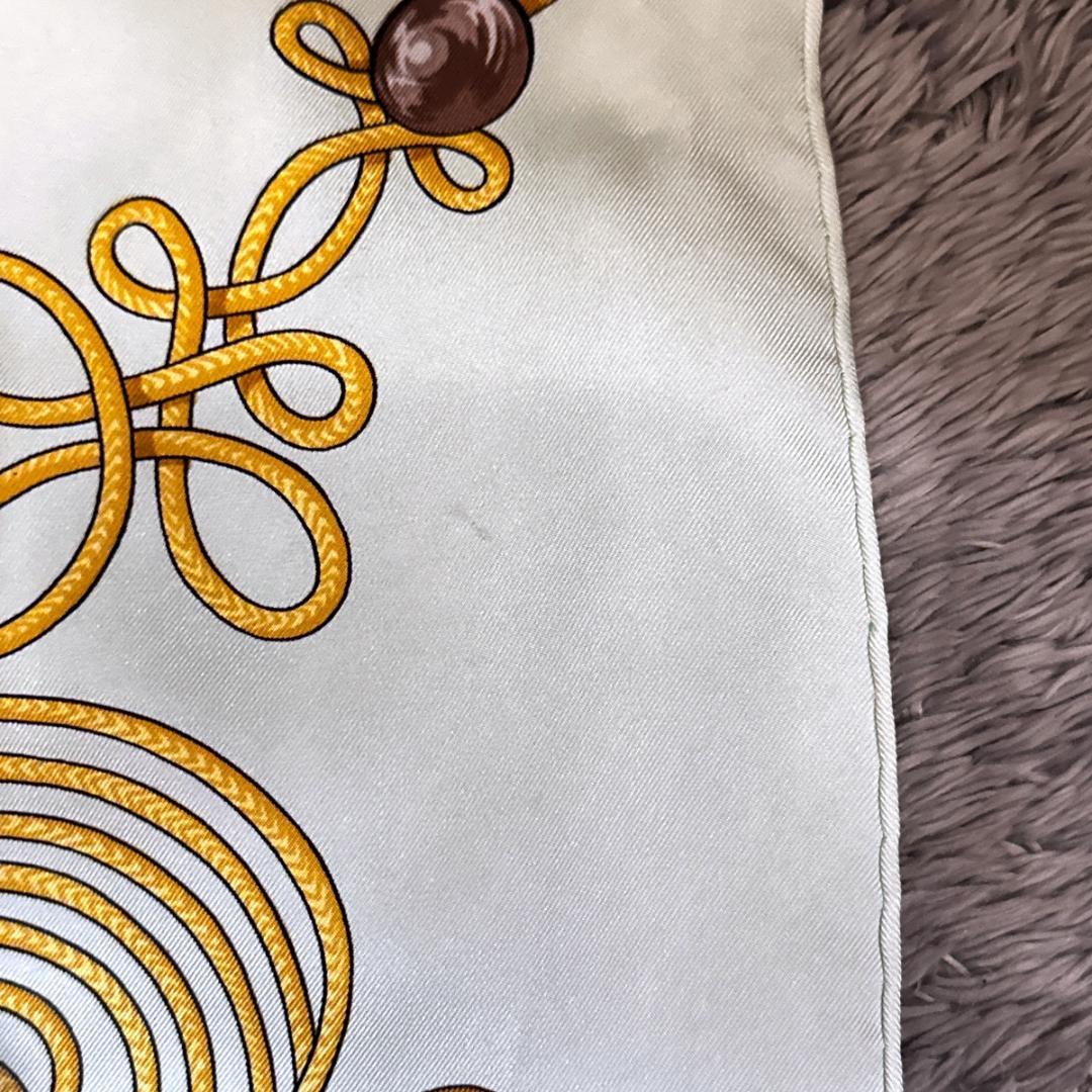 Hermès　スカーフ　カレ90　BRANDEBOURGS　シルク　HR0780