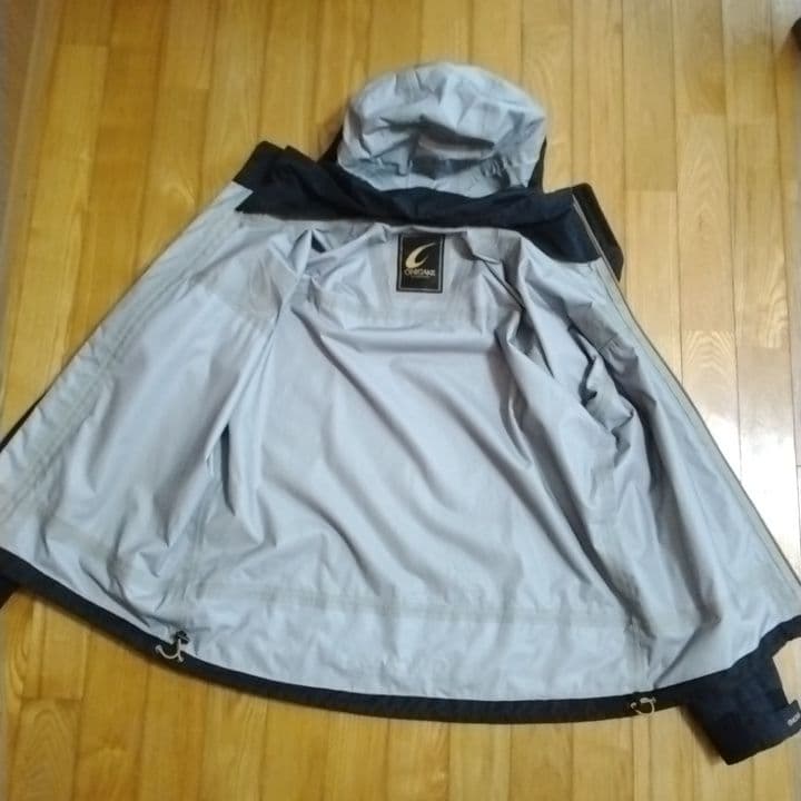 ONIGAKE フード付きレインスーツ 黒 パンツはサロペット付き　サイズＬ