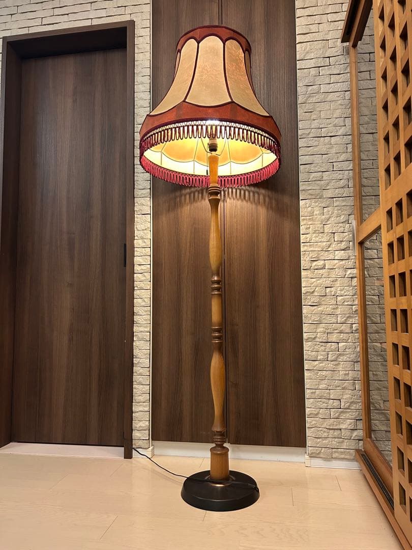 フロアスタンドライト　アンティーク