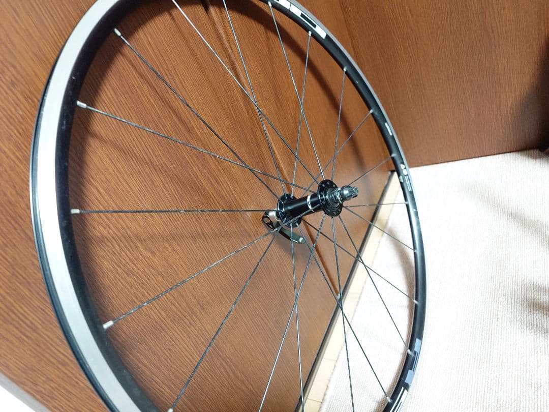 SHIMANO『R500(WH-R501』フロントホイール700c(622×15
