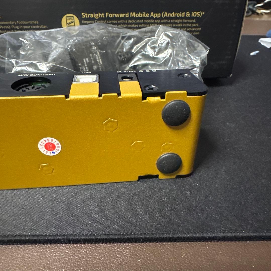 Ampero Control Bluetooth MIDI コントローラー