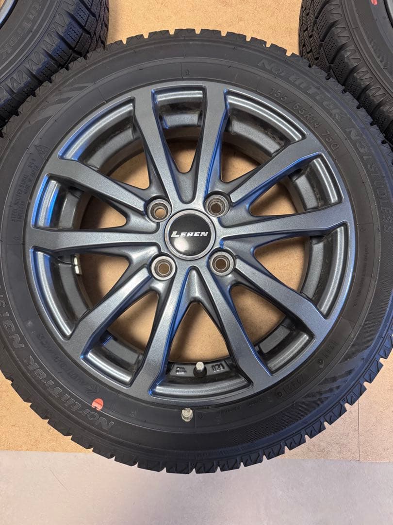 美品 バリ溝155/65R14 アルミホイール付きスタッドレスタイヤ4本セット