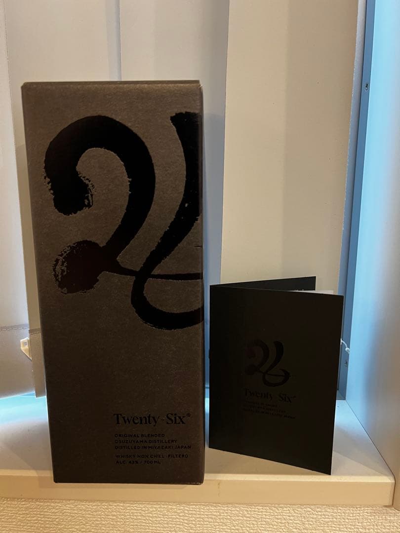 26 TWENTY-SIX 700ML 박서준 Park Seo Joon