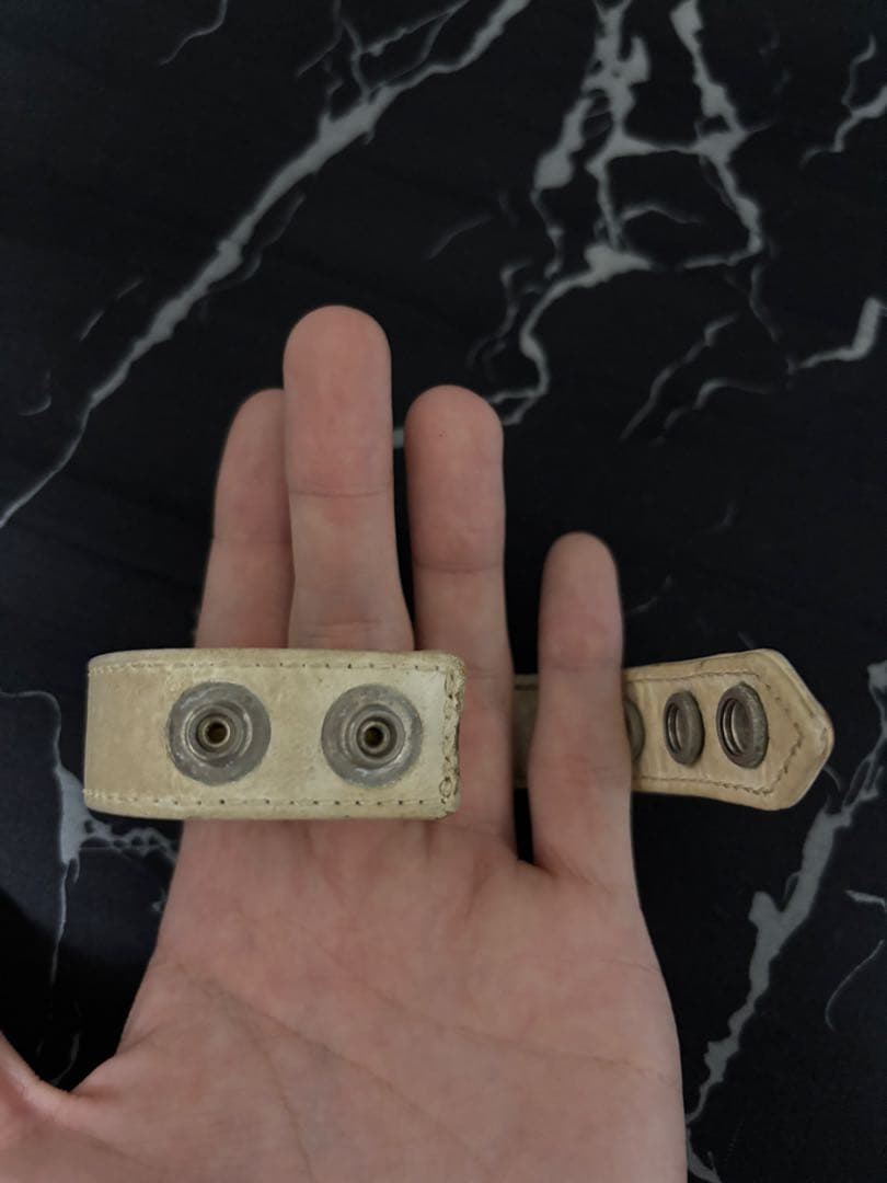 希少 クロムハーツ　レザーブレスレット　ホワイト