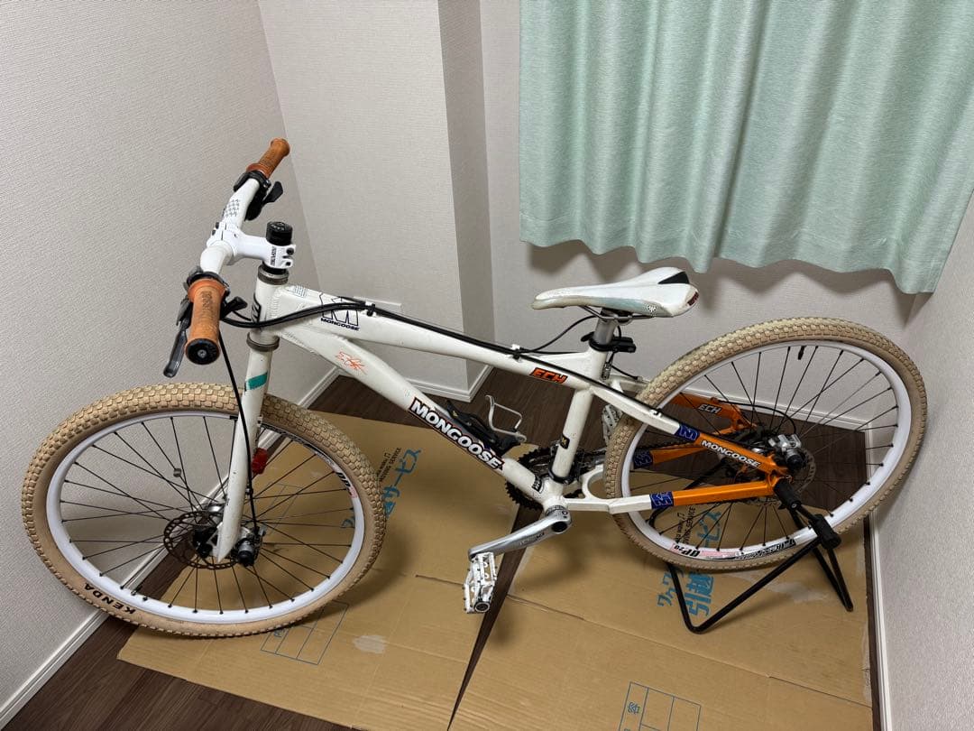 【引き取り限定】MON マングース