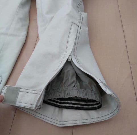 ellesse スキーウェア上下・グローブ・ニット帽 4点セット