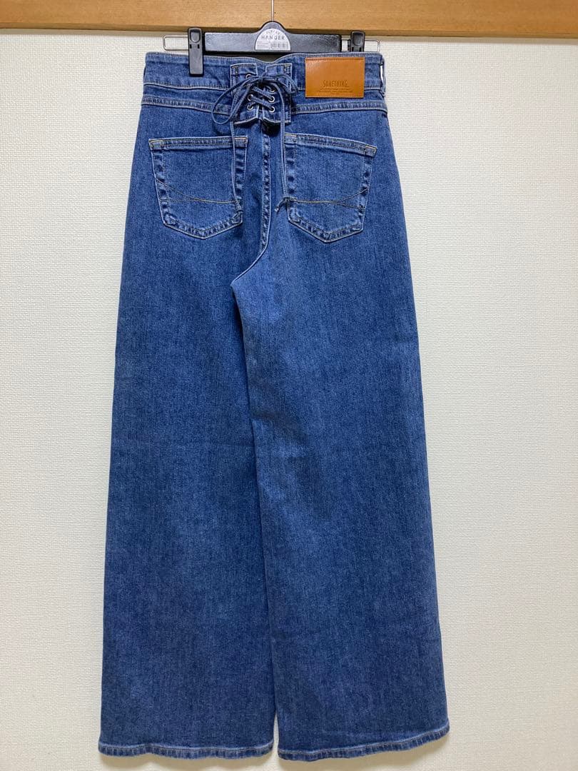 【未使用品】SOMETHING LISA ハイウエスト　レースアップワイドデニム