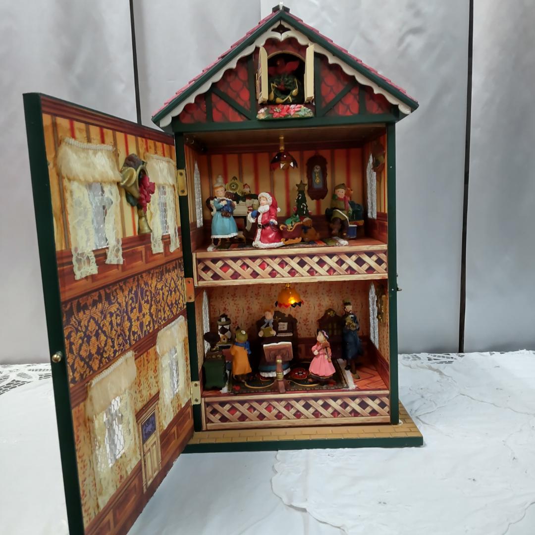 ハウス型オルゴール　新品訳アリ　ドールハウス　ミニチュア　クリスマス　ジオラマ