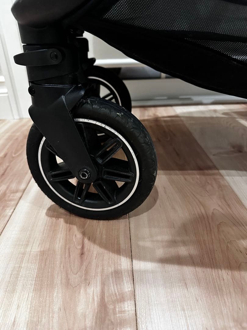 nuna TRIVnext ベビーカー ヌナ トリヴネクスト　グレー