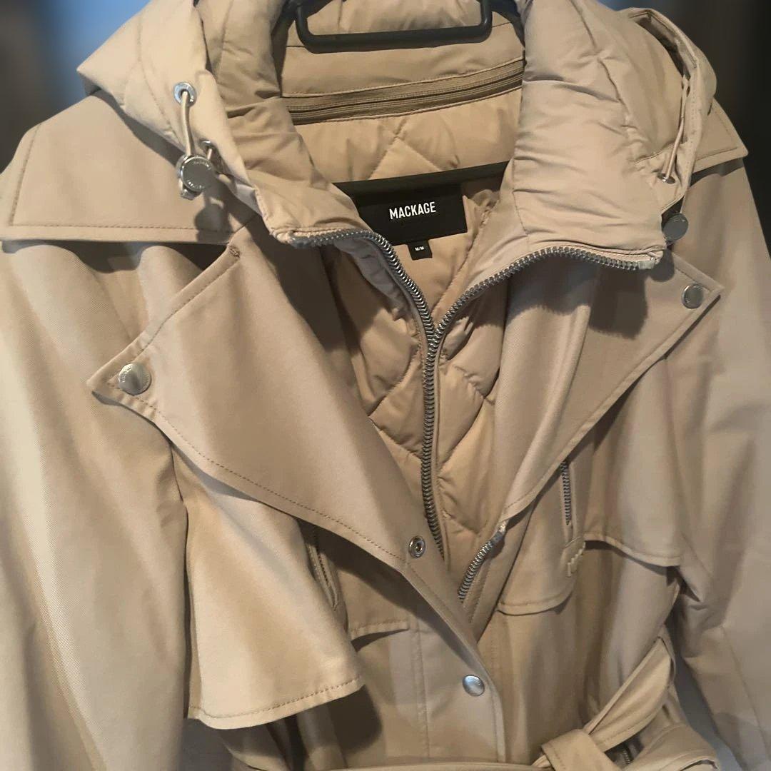 【一度のみ使用　新品同様】Mackage Siobhan ダウンジャケット