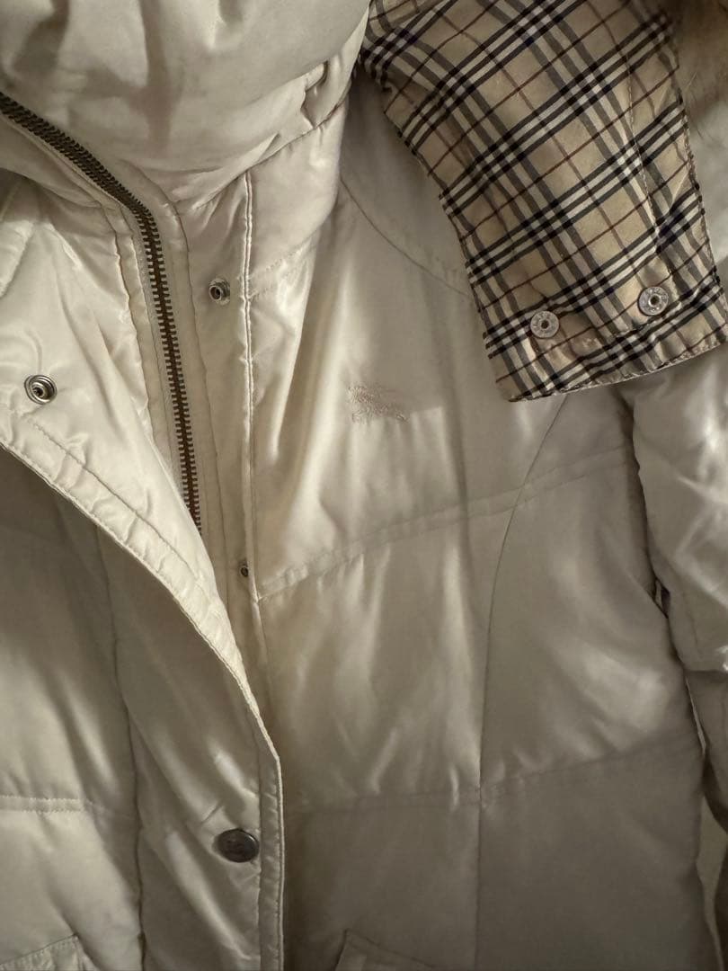 Burberry チェック柄ダウンジャケット ホワイト