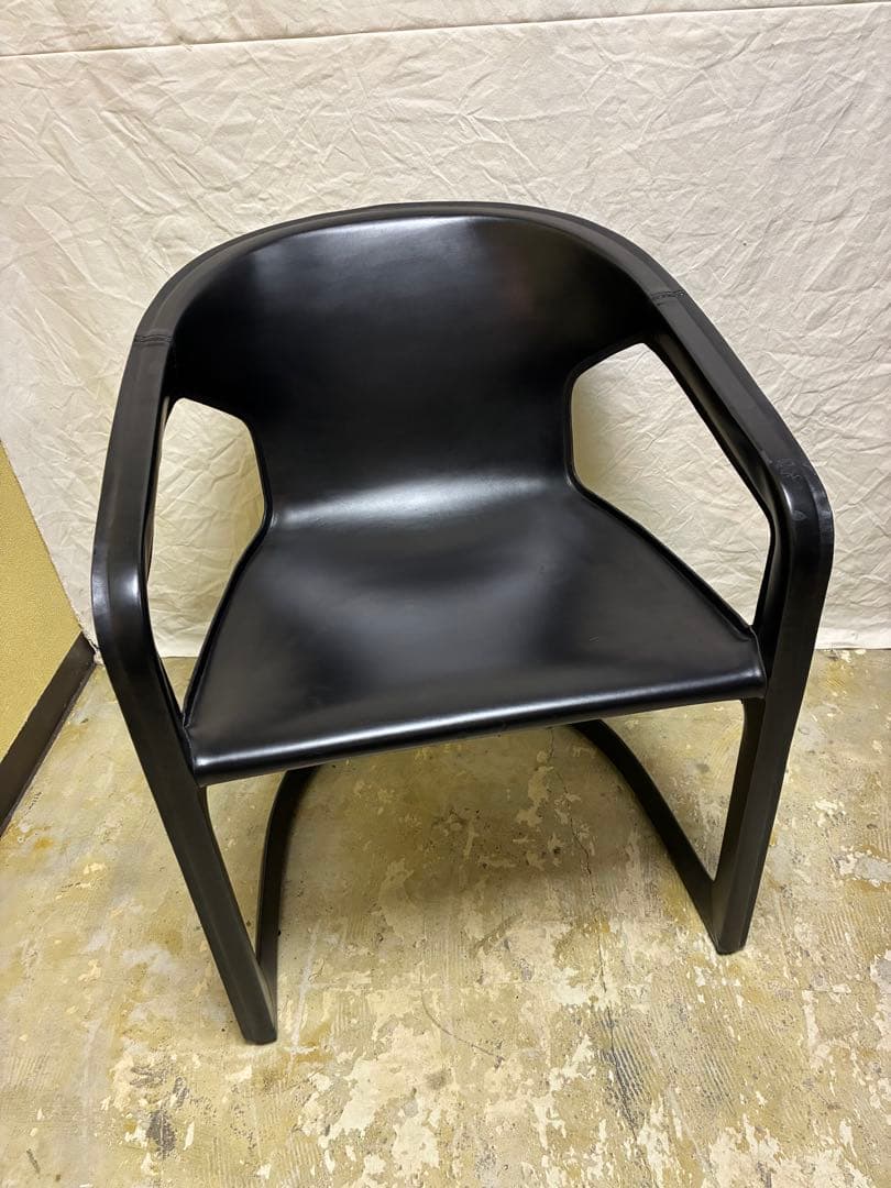 Minotti ミノッティ TEOMBLY トンブリー 総革 アームチェア