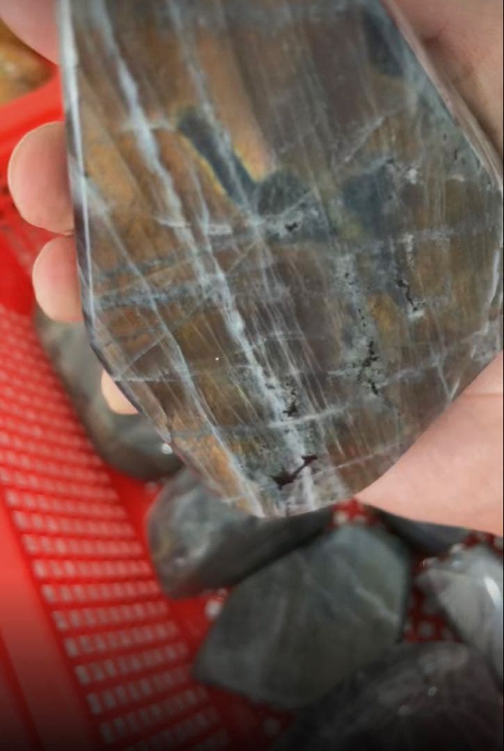 ラブラドライト　マダガスカル産