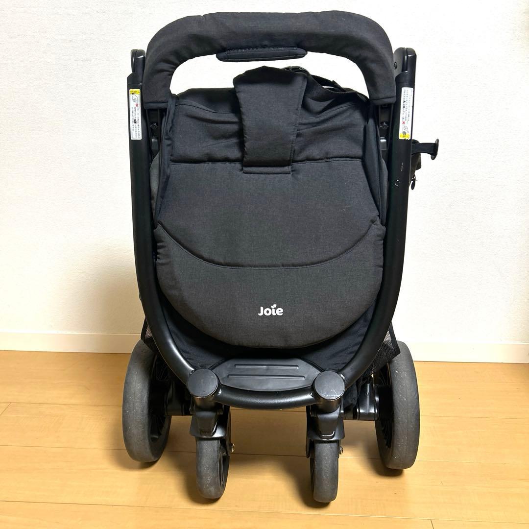 【送料無料】 Joie ライトトラックス4 コール 生後１ヶ月～