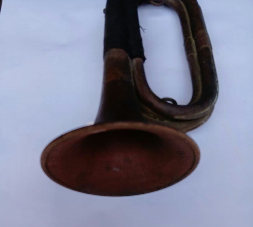 円*山様 戦後80年の記憶　ラッパと水筒