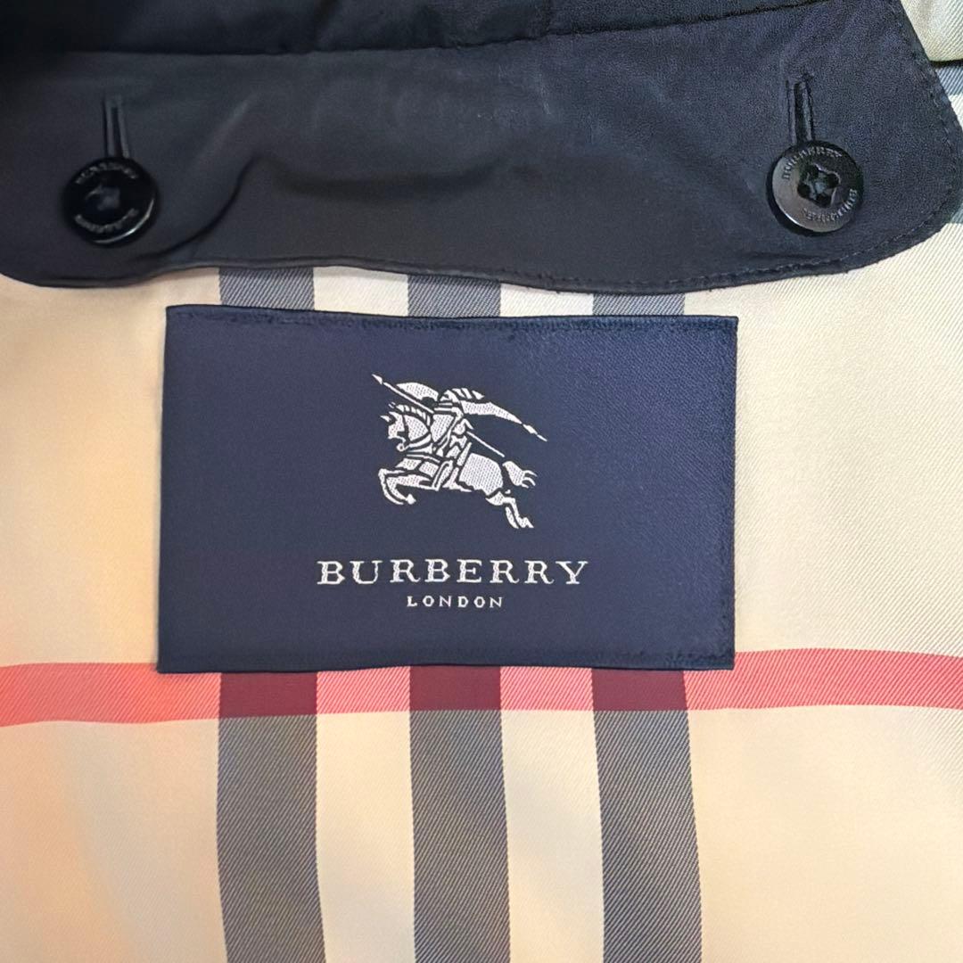 Burberry ブラック トレンチコート ベルト付き