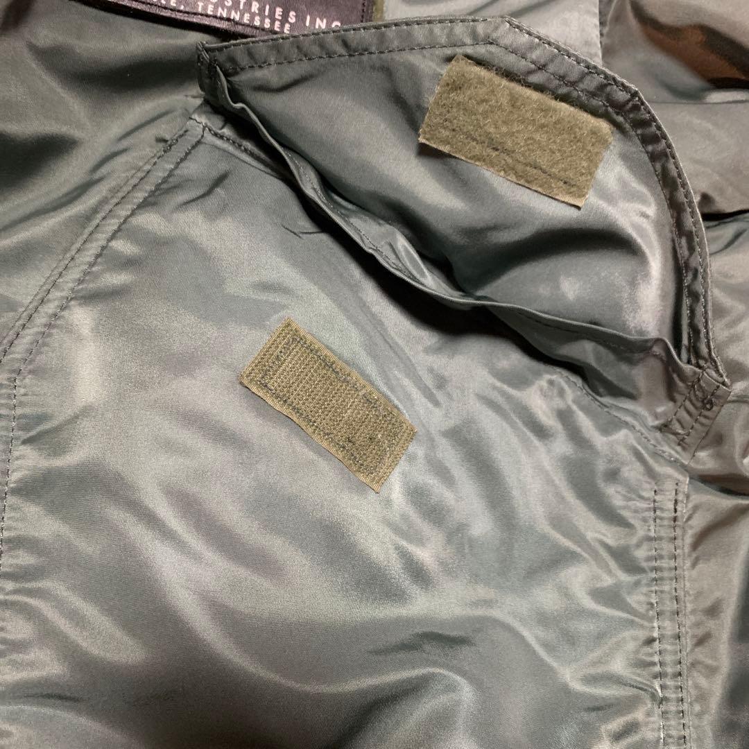 Alpha Industries MA-1 フライトジャケット