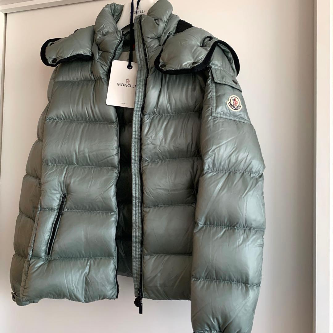 《モナさま専用》《美品》モンクレール　レディース　ダウンジャケット