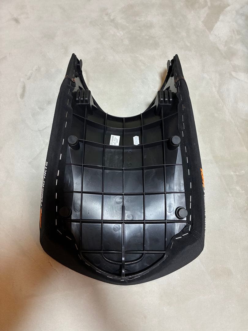 【値下げ】KTM690DUKE エルゴシート