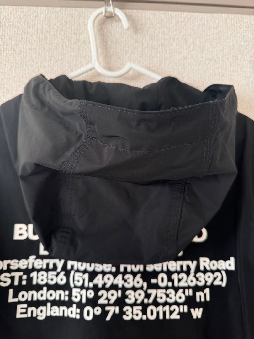 値下げ【バーバリー】ロケーションプリントフーデットジャケットXS