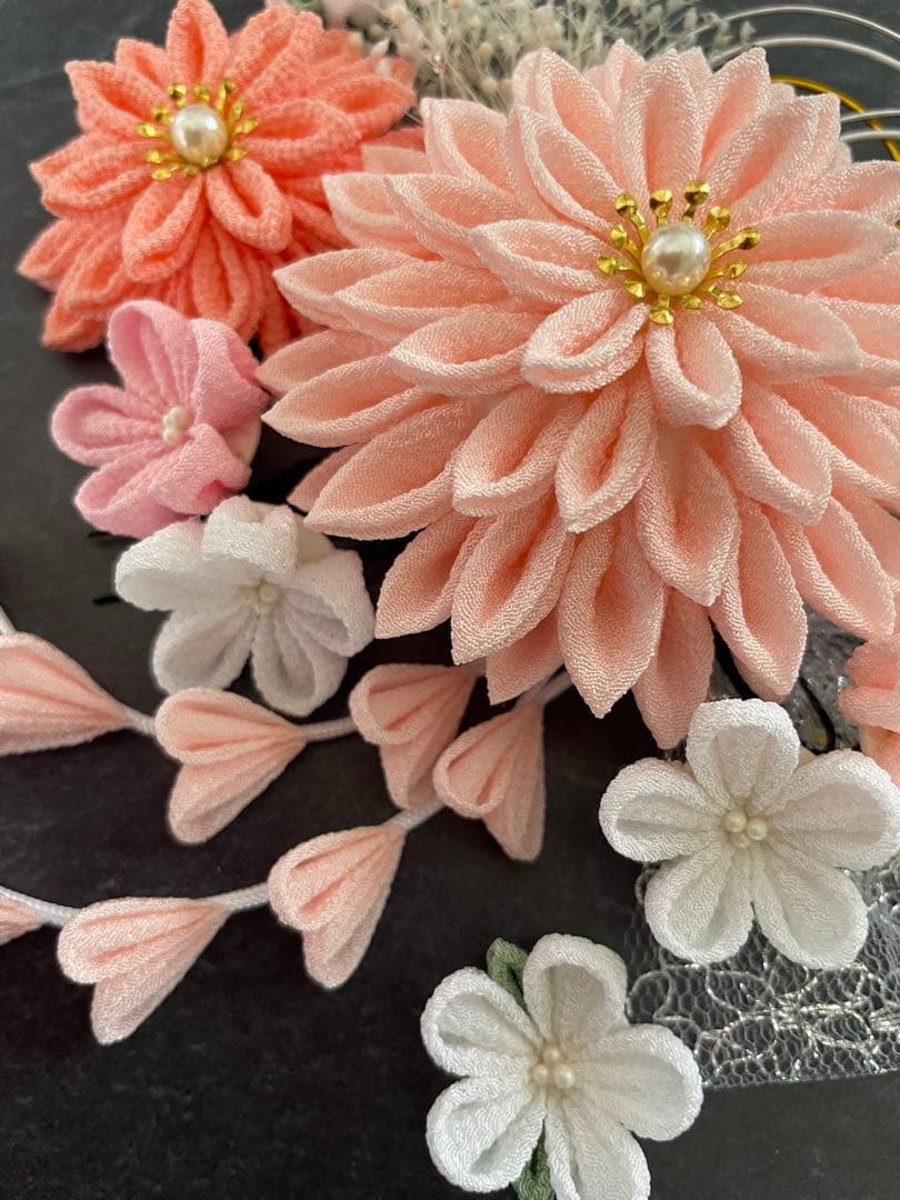 【めぐりんこ】つまみ細工　髪飾り✴︎結✴︎赤オレンジベージュNo.470再販2