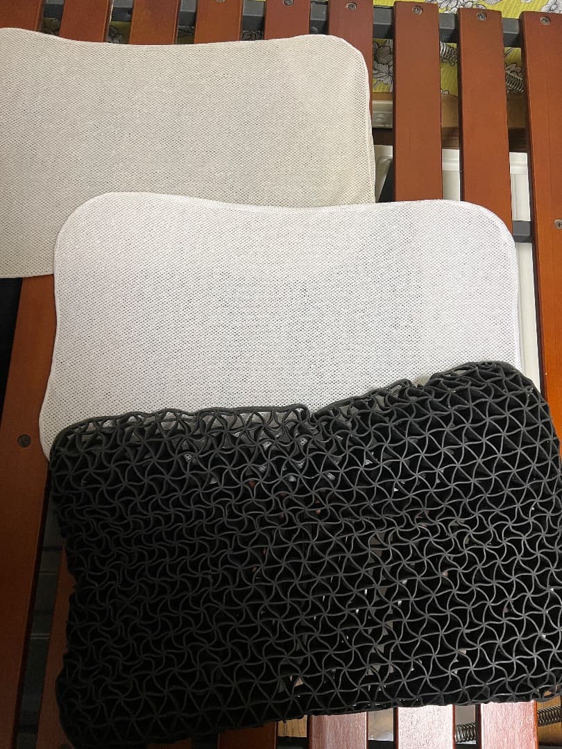 ヒツジのいらない枕（新・ハイブリッド3層構造)