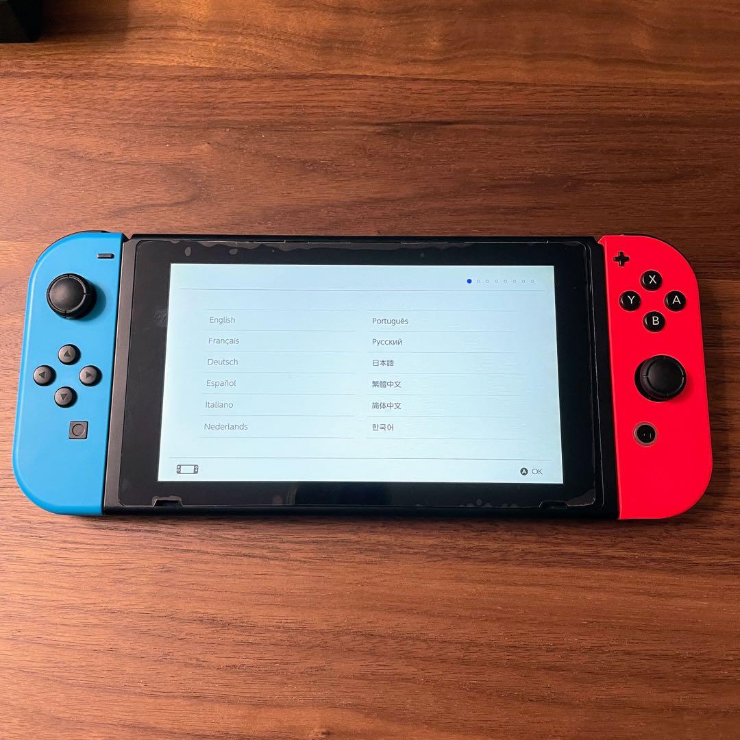 Nintendo Switch ネオンブルー/ネオンレッド 本体　ハードケース付