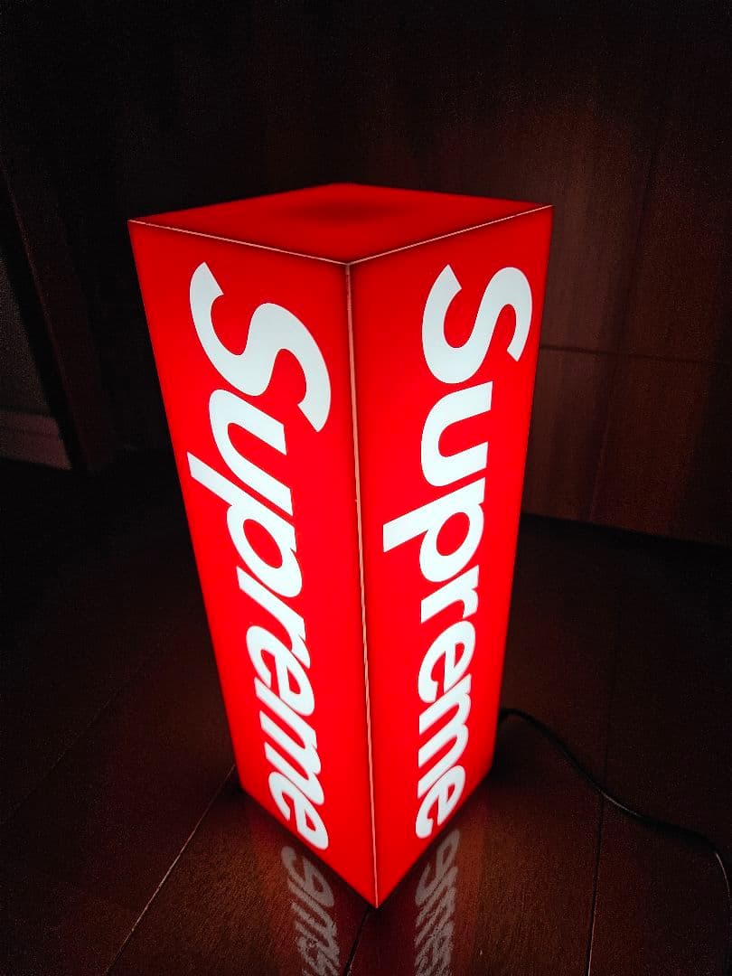 Supreme Box Logo Lamp \