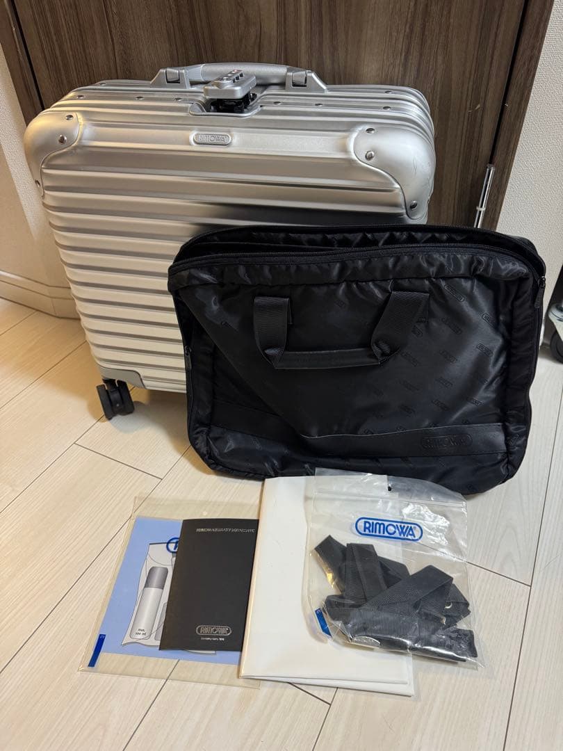 RIMOWA リモワ TOPAS トパーズ ビジネストロリー　４輪 新品未使用