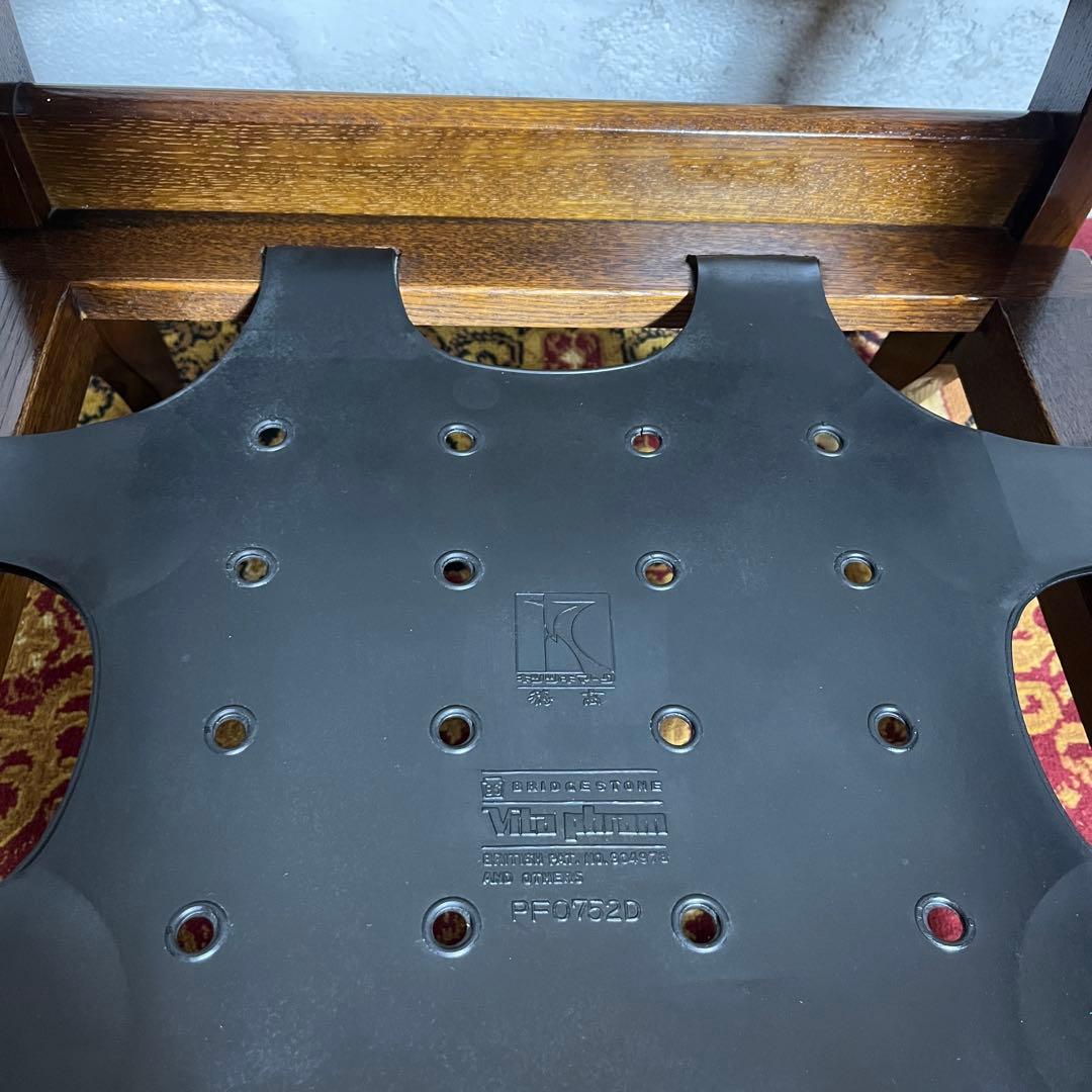 【キツツキ】ラウンジチェア 1人掛け 花柄クッション付き ヴィンテージ ソファ⓵