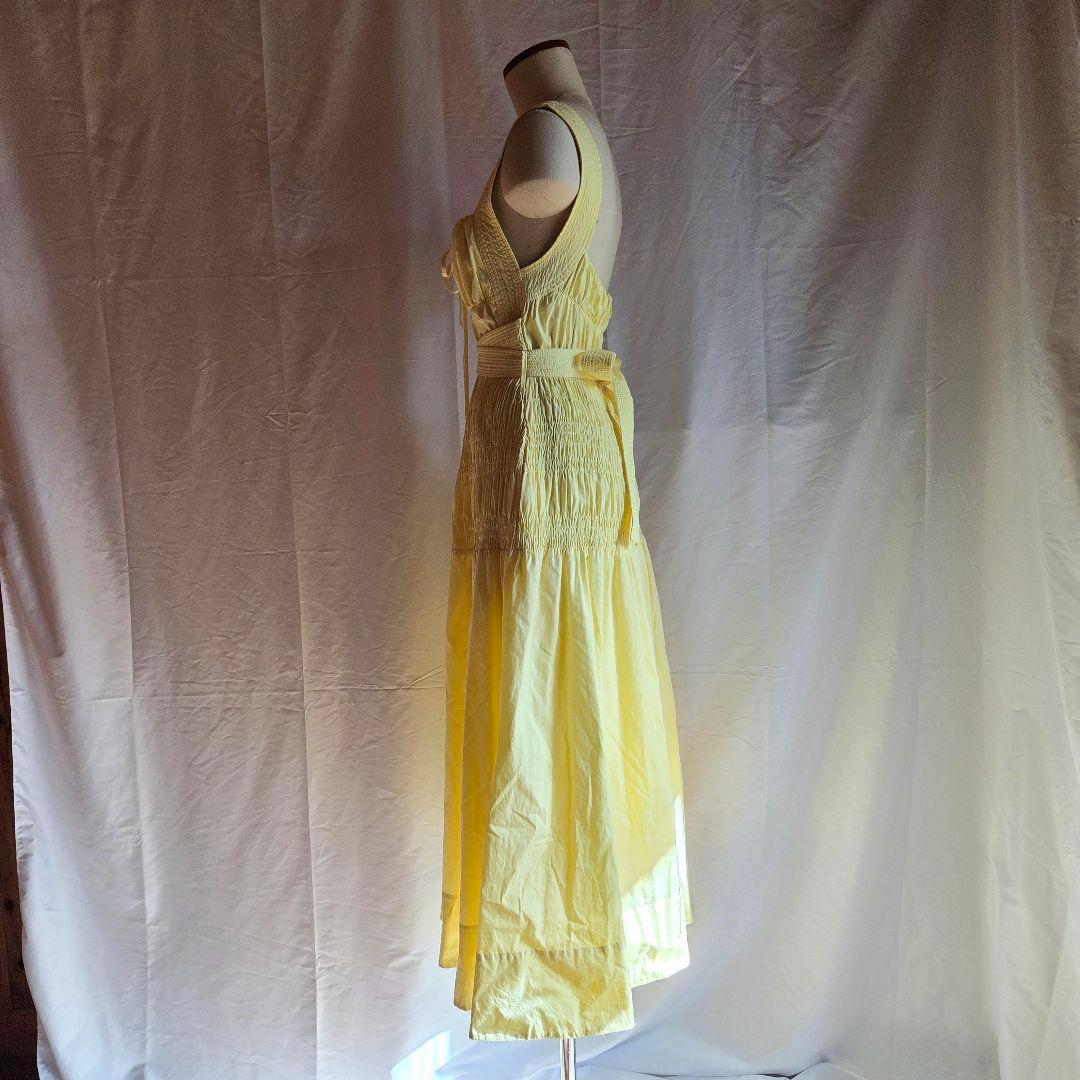 セルフポートレート ブライトイエロー ノースリーブ ミディドレス