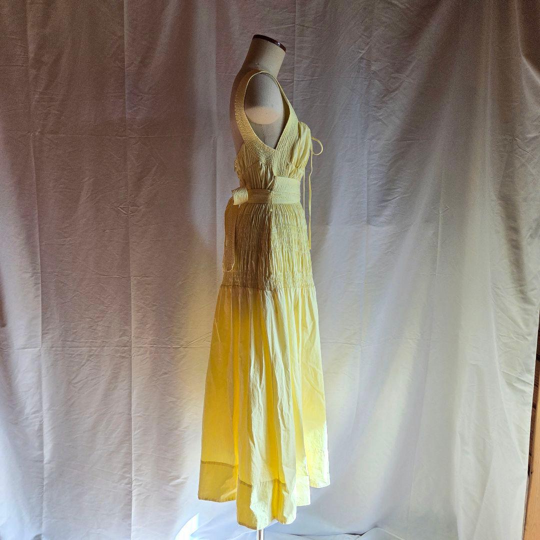 セルフポートレート ブライトイエロー ノースリーブ ミディドレス