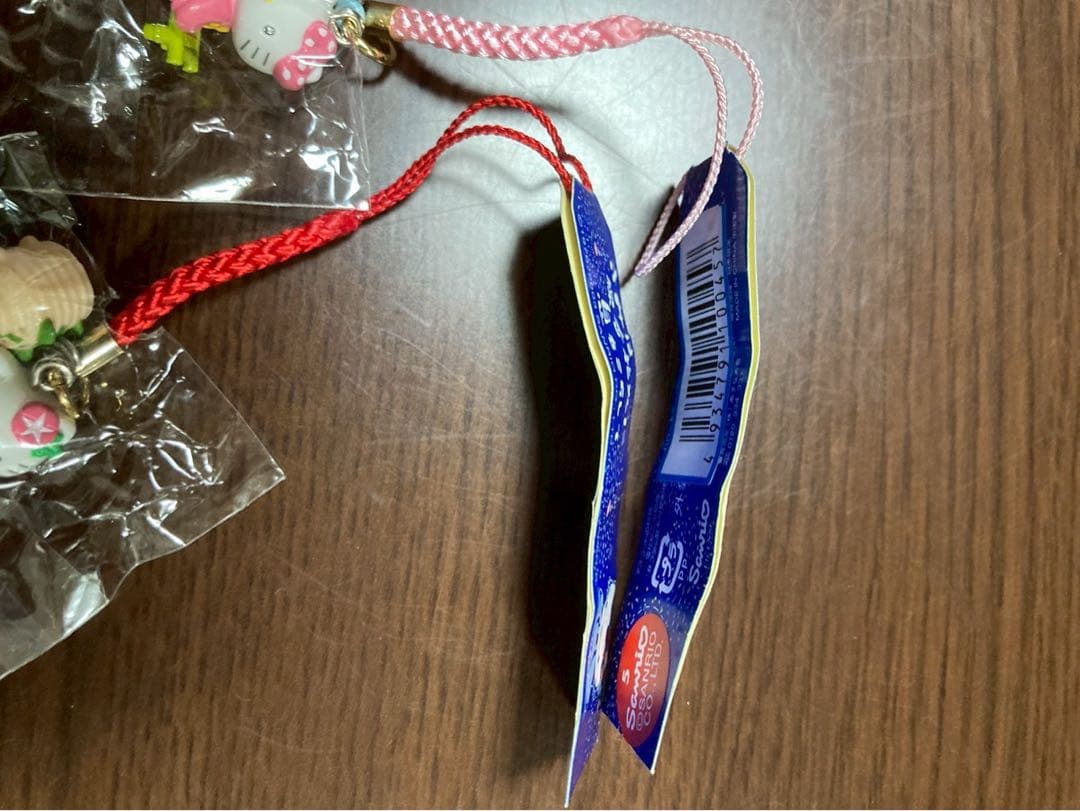 希少 激レア 新品 ご当地 ハローキティ 線香花火 夏の風物詩 ストラップ