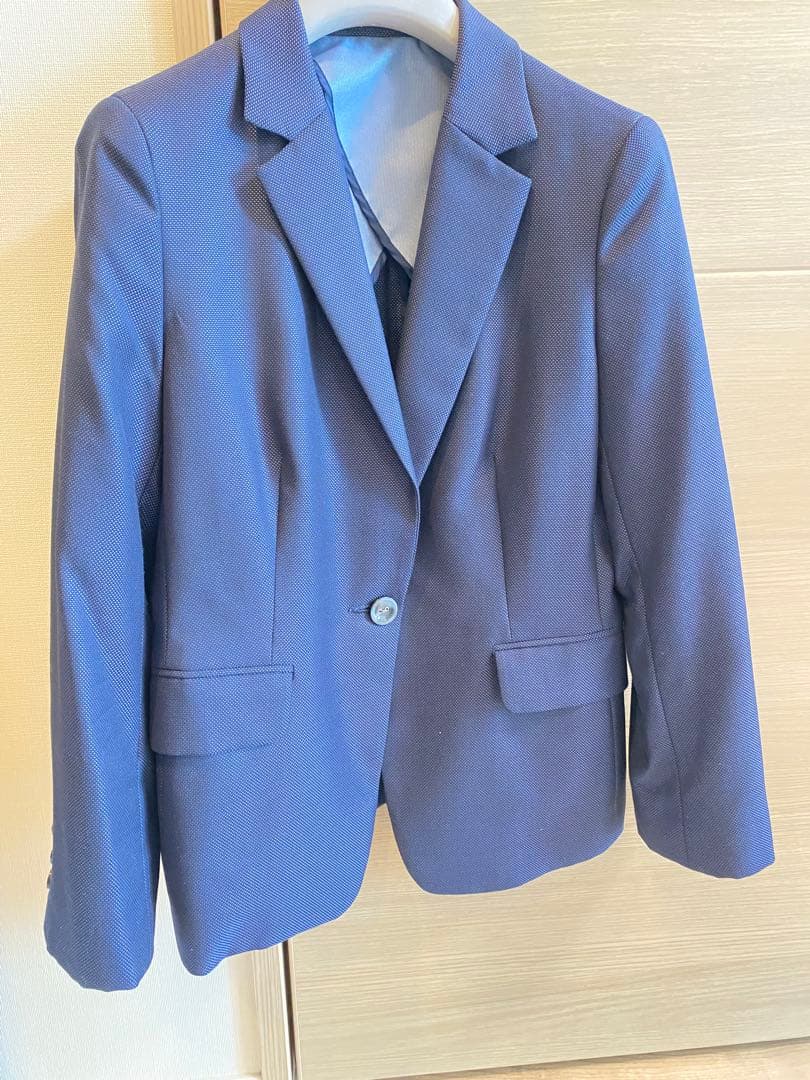 アクアスキュータム ネイビー シングルボタン パンツスーツ