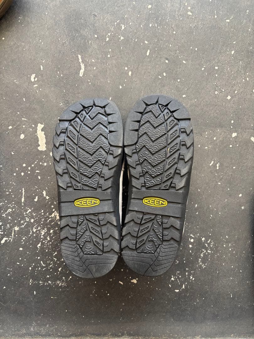 チ*カ様 【美品】keen ジャスパーロックスエスピー 23.5