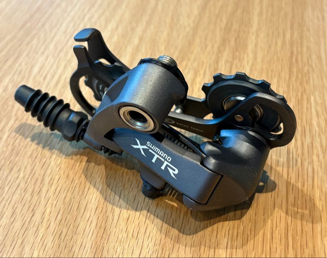 Shimano XTR RD-M952 リアディレイラー　未使用品！！