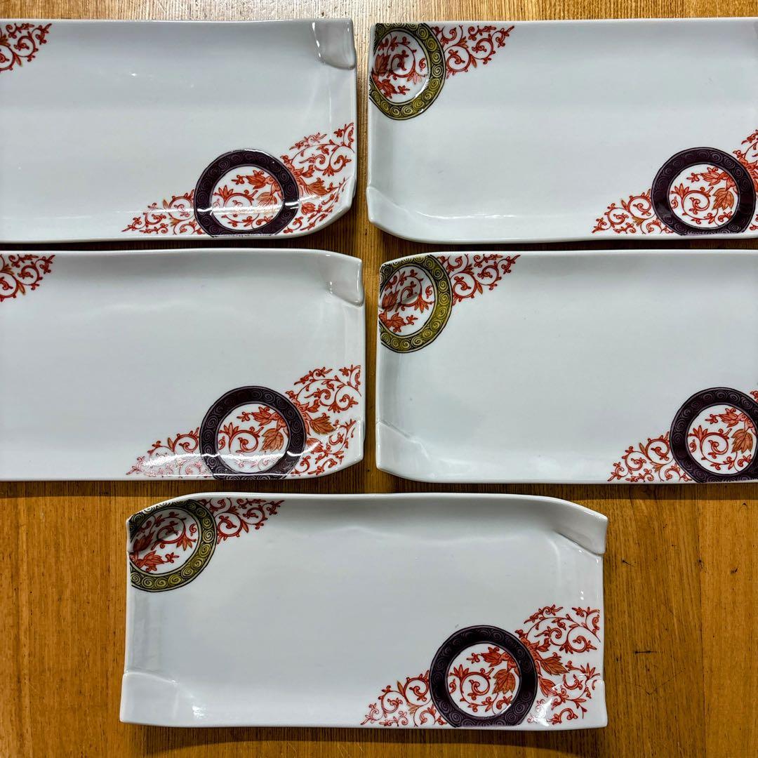 九谷焼　銀泉窯　丸紋唐草　7.8号皿揃　長皿　焼物皿　角皿　横幅23.5cm