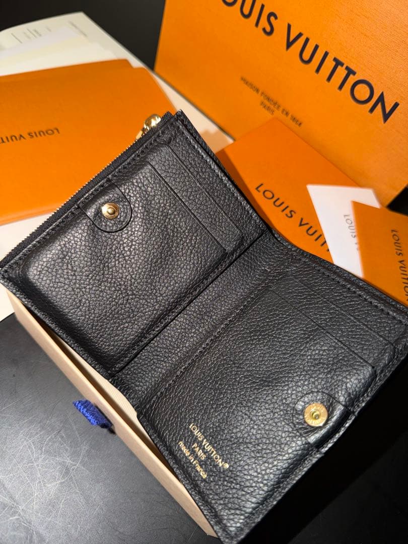 【極美品】Louis Vuittonミニ財布 ポルトフォイユリサ