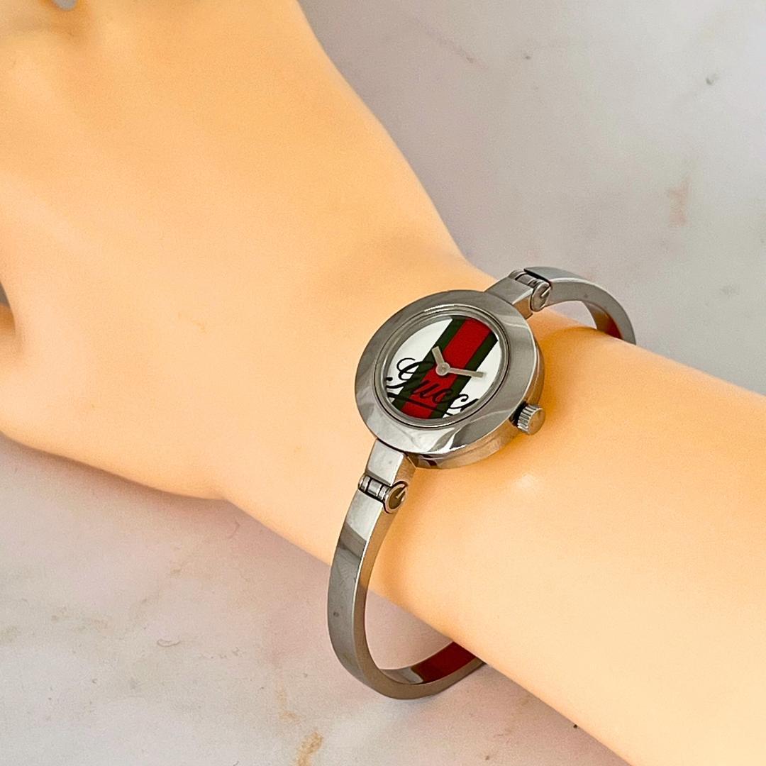 【美貴】稼働品・希少GUCCI 105 シェリーライン バングル 腕時計