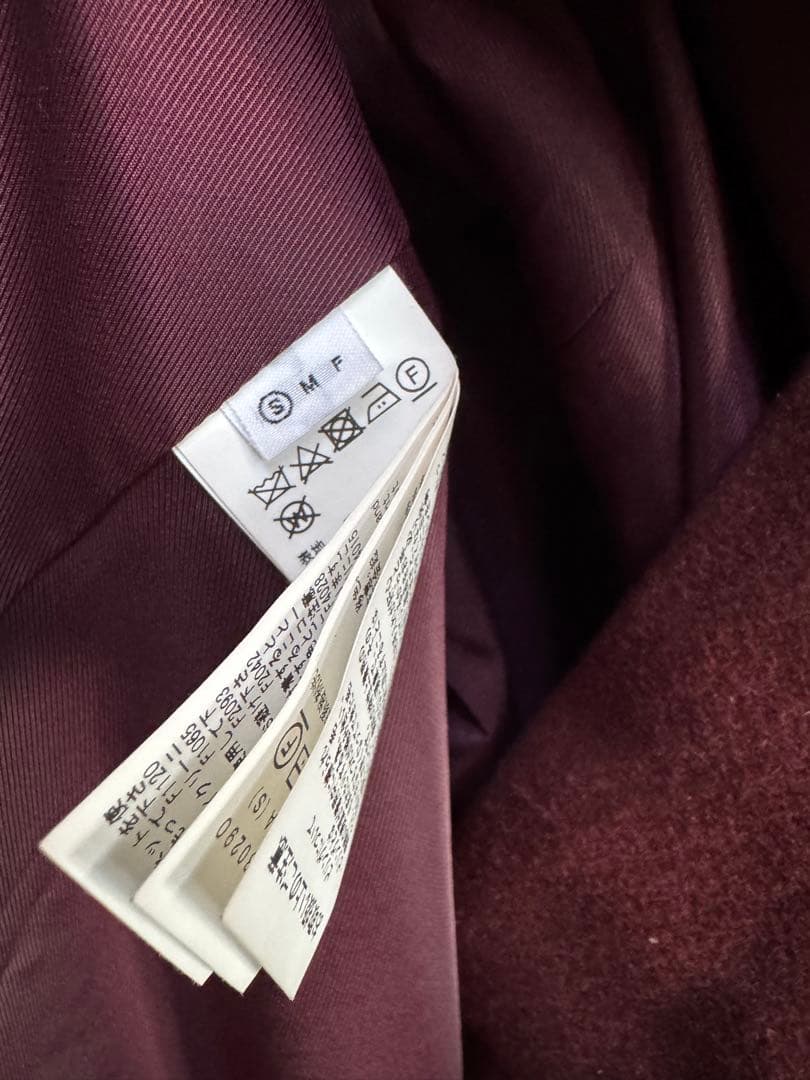 AMERI【フロントギャザーオープンスリーブコート ／バーガンディS】