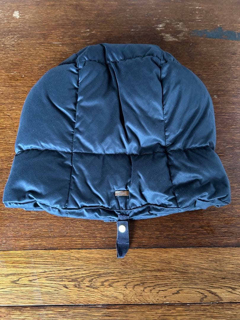 HERNO ヘルノ ノーカラー　ダウンジャケット ネイビー 42