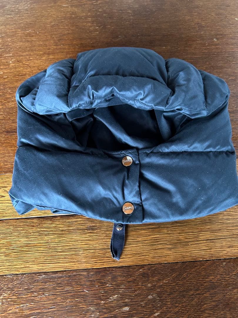 HERNO ヘルノ ノーカラー　ダウンジャケット ネイビー 42
