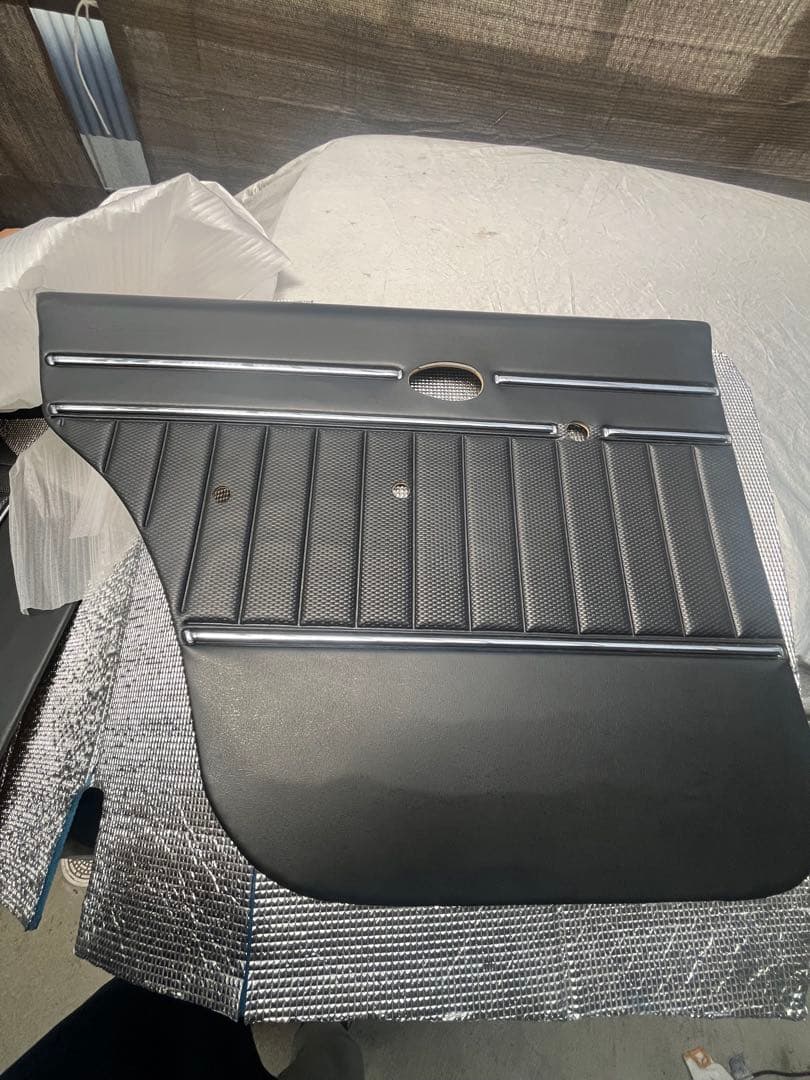 ハコスカ　ドアパネル　スカイライン　gc10 GTR GT