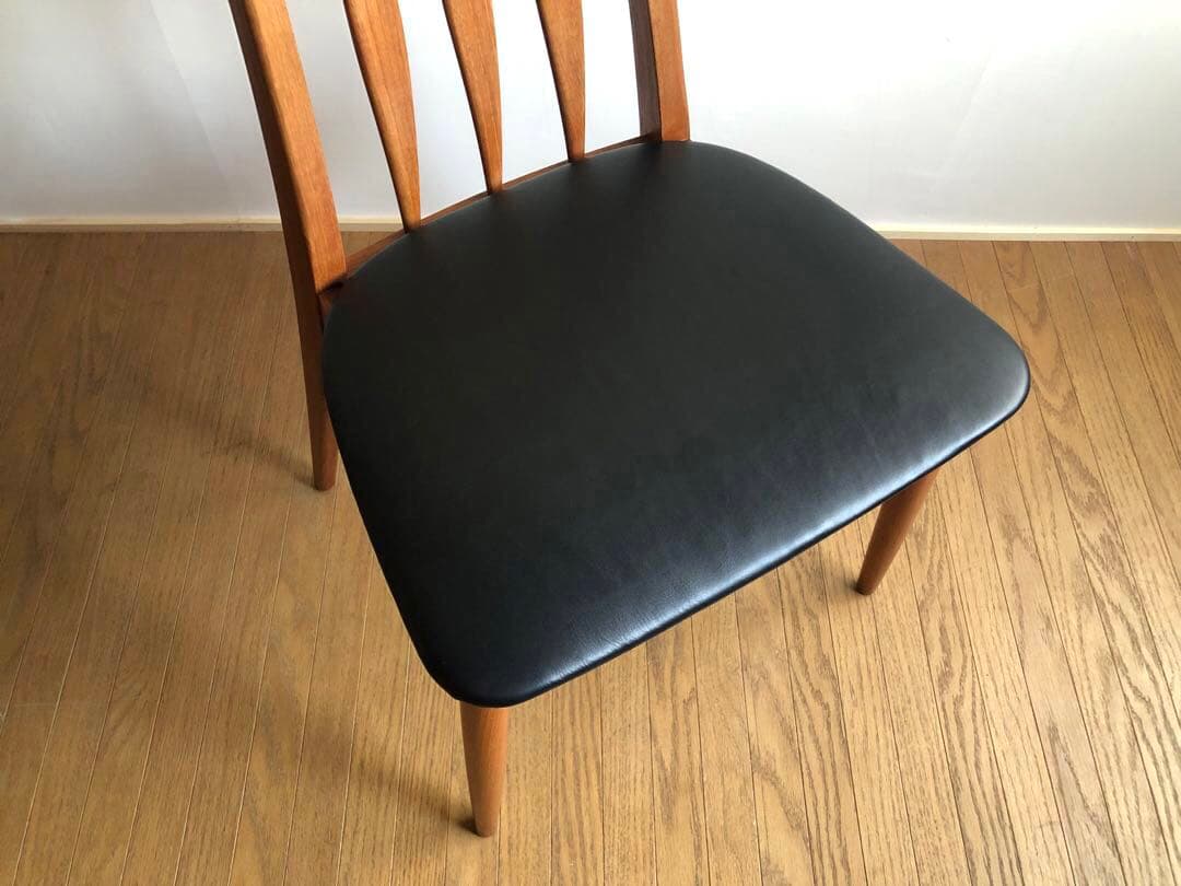北欧デンマーク ヴィンテージ EVA エヴァチェア 黒革張り チーク材オイル仕上