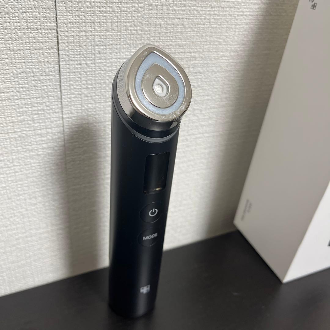 【♡さま専用】medicube AGE R ブースタープロ　美顔器